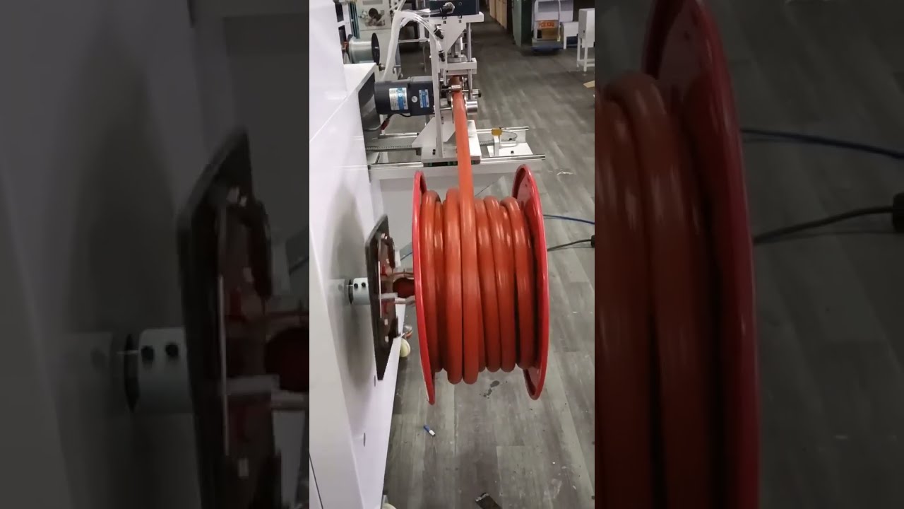 Automatyczna maszyna do liczenia, sortowania, cięcia i zwijania węży strażackich o udźwigu 50 kg #maszyna