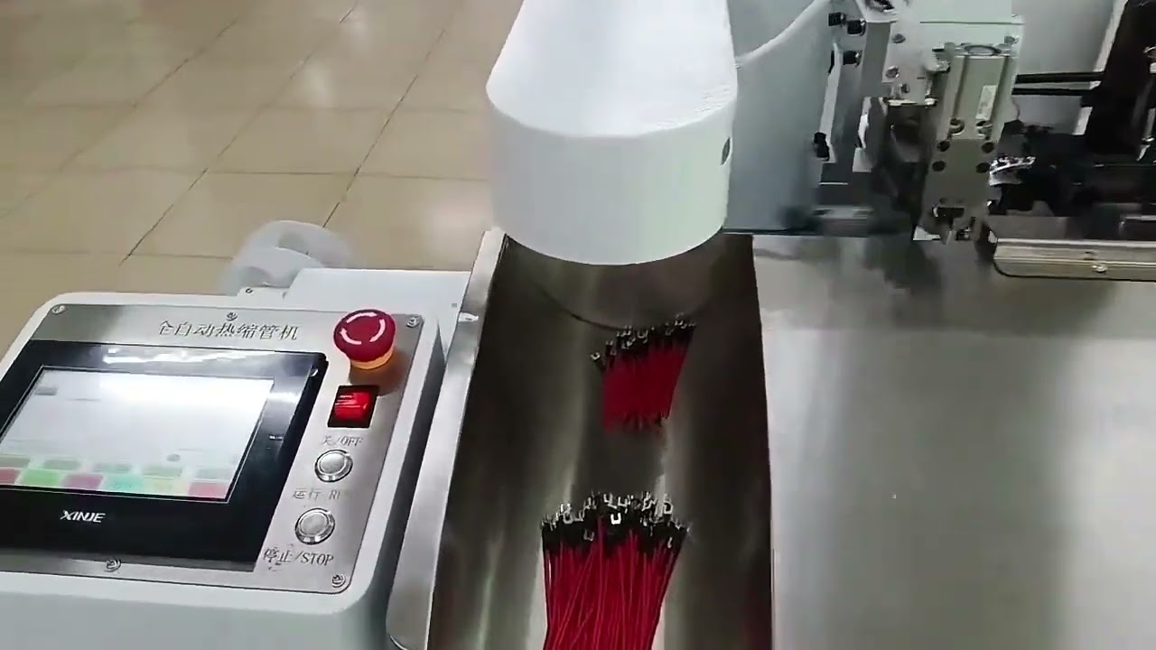 Automatyczna maszyna do zaciskania końcówek i aplikacji rurek termokurczliwych – zwiększ wydajność produkcji