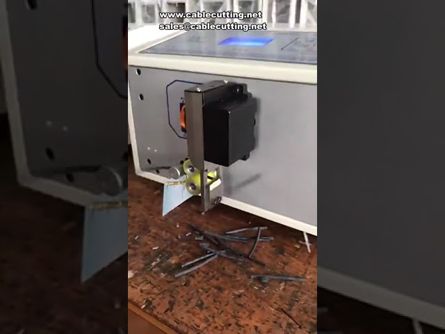 QG Automatic Computer Wire Pipe Sleeving Cutting Machine 200W Silica Plastic PVC Wire Tube Cable Cut