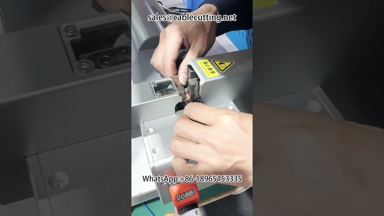 Ultrasonic welding harness welding terminal machine